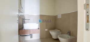 Renovated apartment 200 meters from the sea with a large private garden