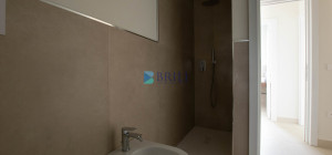 Renovated apartment 200 meters from the sea with a large private garden