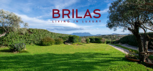 Villa con vista mare, giardino privato e verande coperte