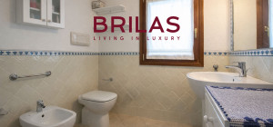 Villa con vista mare, giardino privato e verande coperte