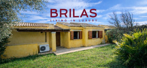 Villa con vista mare, giardino privato e verande coperte