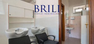 Commercial premises in a central and well-served area