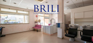 Commercial premises in a central and well-served area