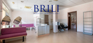 Commercial premises in a central and well-served area