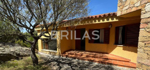 Tenuta di 16 ettari con villa, uliveto e vista mare