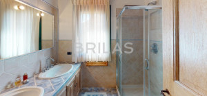 Tenuta Monte Pino – Prestigious estate with vineyard and sea views