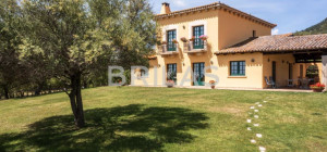 Tenuta Monte Pino – Prestigious estate with vineyard and sea views