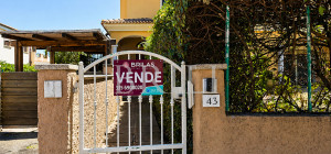Villa bifamiliare con giardino