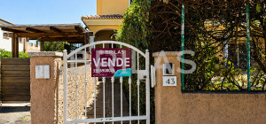 Villa bifamiliare con giardino