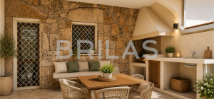 Villa bifamiliare con giardino