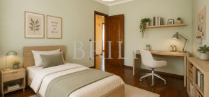 Semi-detached villa with private garden