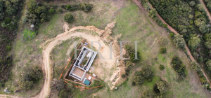 Terreno per casa colonica con piscina