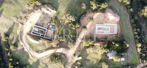 Terreno per casa colonica con piscina