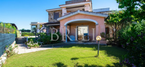 Porto San Paolo Appartamento con giardino