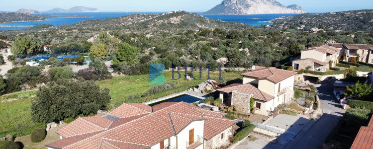 Monte Petrosu - Appartamento in residence con piscina