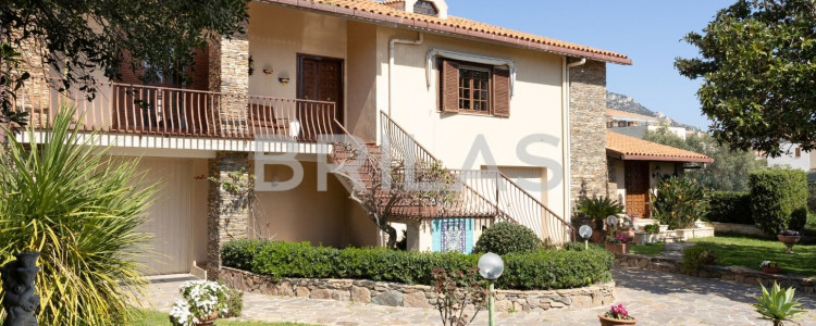 Prestigiosa villa in zona Sa Minda Noa